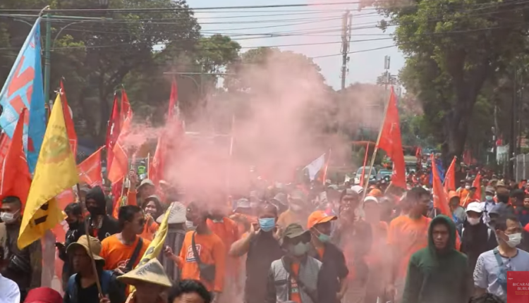 Waduh, 10.000 Buruh Bakal Demo Di Istana Negara Sabtu Ini, Ada Apa ...